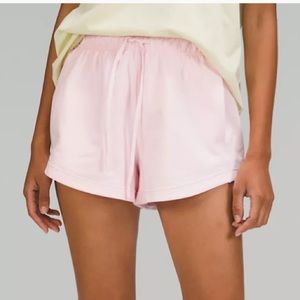 Lululemon Inner Glow HR Short 3” * Strawberry Milkshake
